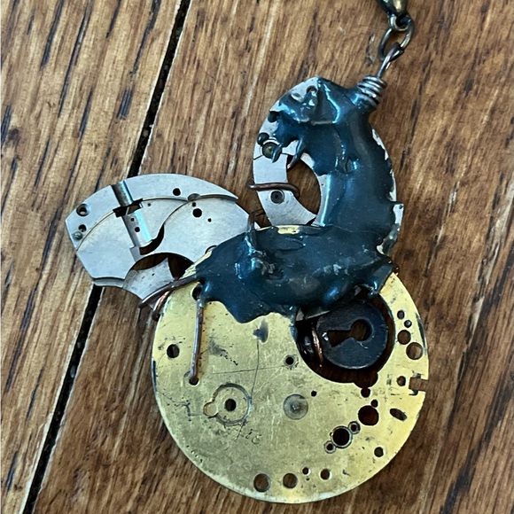 NWOT Pendant bee bug insect Handmade by Etsy Artist Steampunk watch parts - Picture 7 of 14